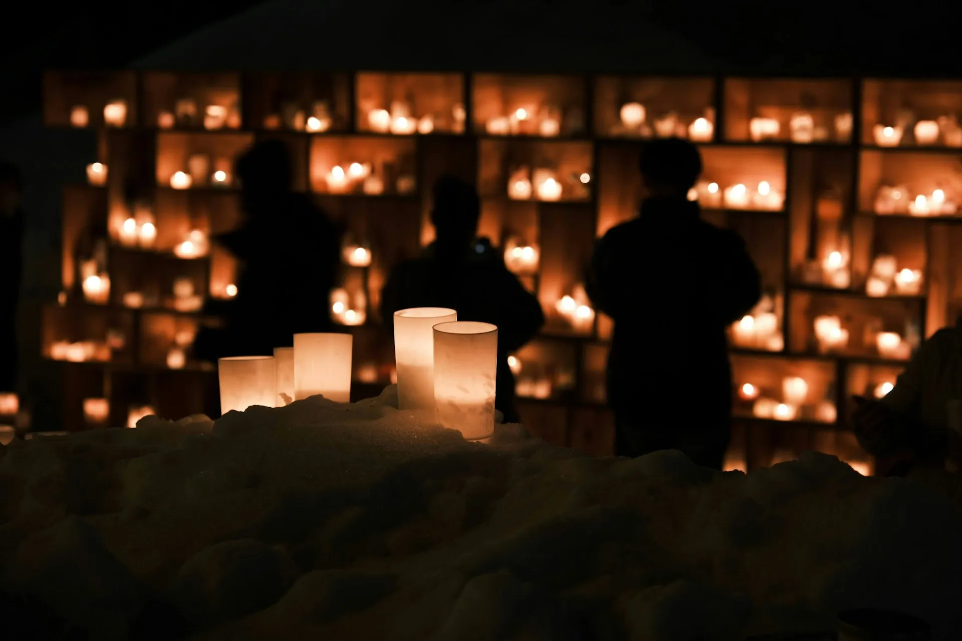Memorial candles
